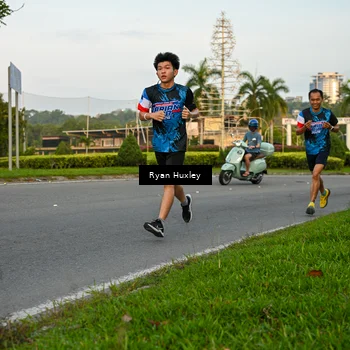 Runner Photo 7672266