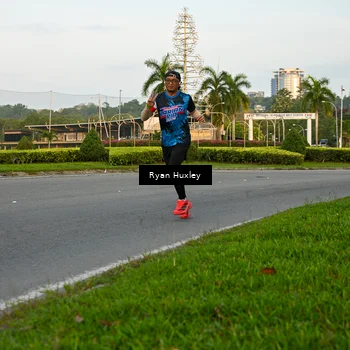 Runner Photo 7672276