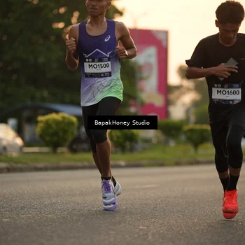 Runner Photo 7672286