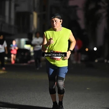 Runner Photo 7672302