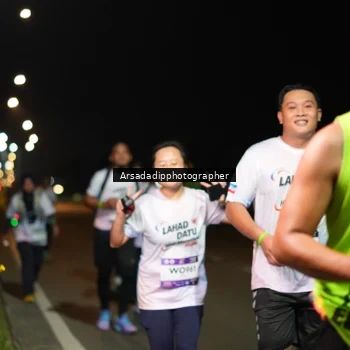 Runner Photo 7672310