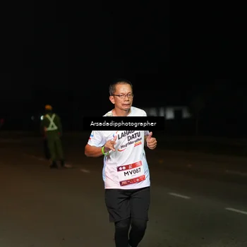 Runner Photo 7672318