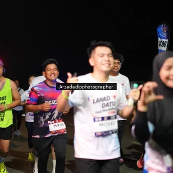 Runner Photo 7672323