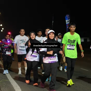Runner Photo 7672351