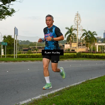 Runner Photo 7672365