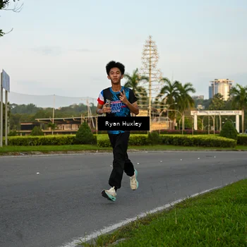 Runner Photo 7672369