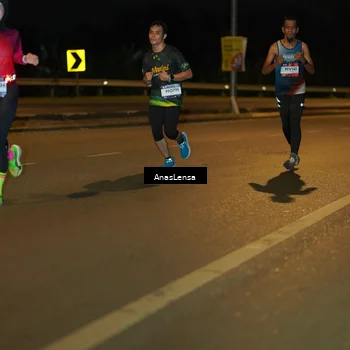 Runner Photo 7672370