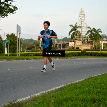 Runner Photo 7672379