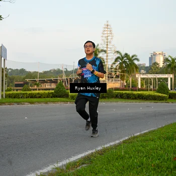 Runner Photo 7672381