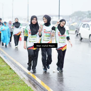 Runner Photo 7672391