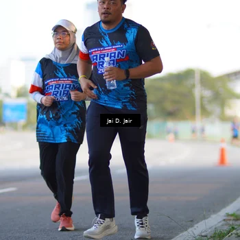 Runner Photo 7672403