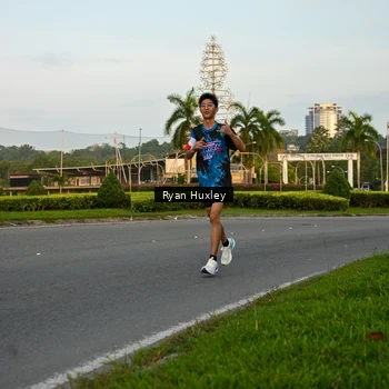 Runner Photo 7672405