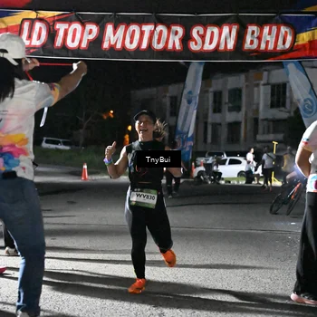 Runner Photo 7672406