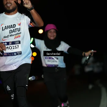 Runner Photo 7672410