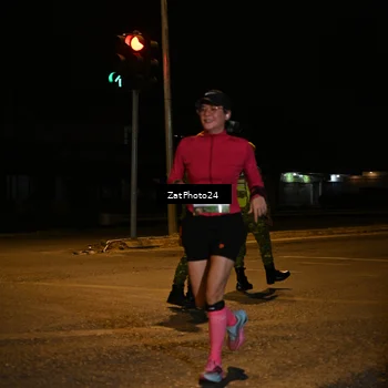 Runner Photo 7672412