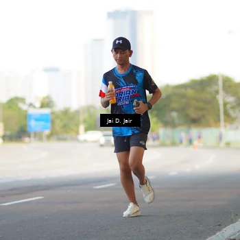 Runner Photo 7672418