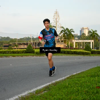 Runner Photo 7672438