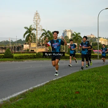 Runner Photo 7672442