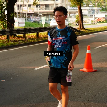 Runner Photo 7672469