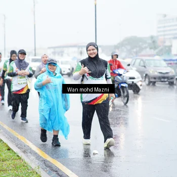 Runner Photo 7672478