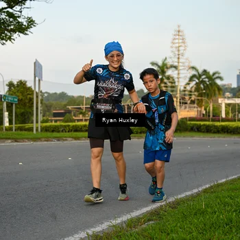 Runner Photo 7672485
