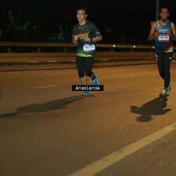 Runner Photo 7672487