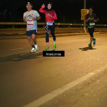 Runner Photo 7672489