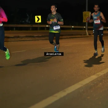 Runner Photo 7672490