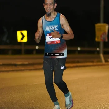 Runner Photo 7672502