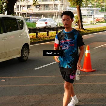Runner Photo 7672518