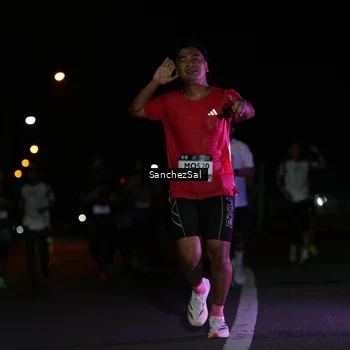 Runner Photo 7672526