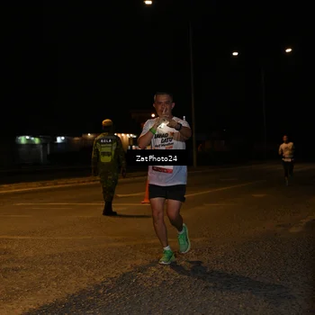 Runner Photo 7672531