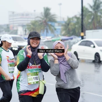 Runner Photo 7672561