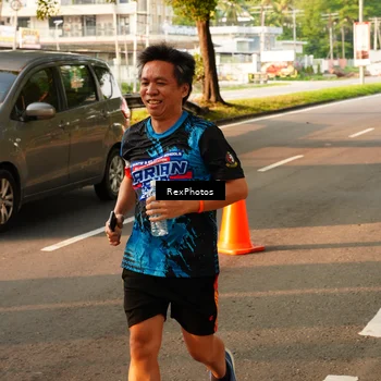 Runner Photo 7672564