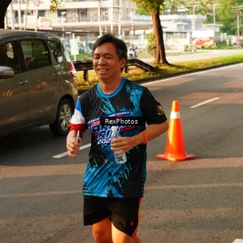 Runner Photo 7672574