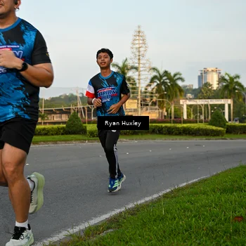 Runner Photo 7672589