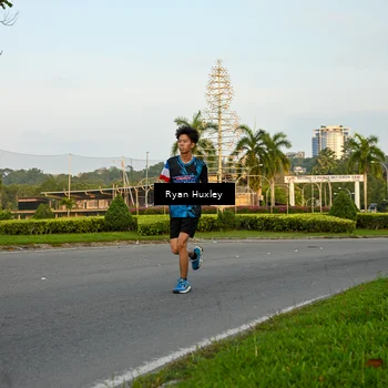 Runner Photo 7672614