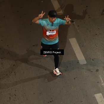 Runner Photo 7672642