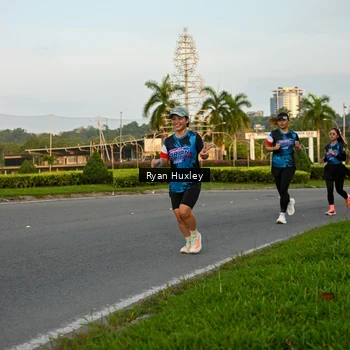 Runner Photo 7672655