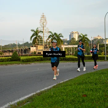 Runner Photo 7672662