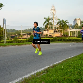 Runner Photo 7672691
