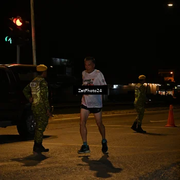 Runner Photo 7672694