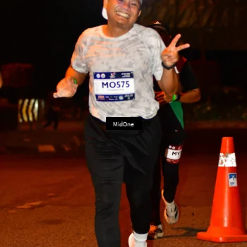Runner Photo 7672695