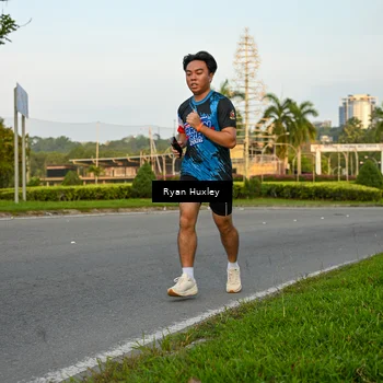 Runner Photo 7672697