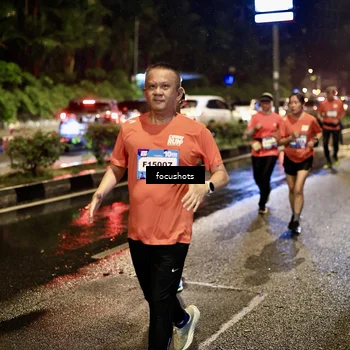 Runner Photo 7672700