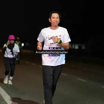 Runner Photo 7672701