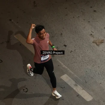 Runner Photo 7672707