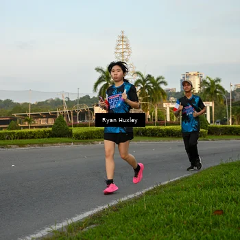 Runner Photo 7672723