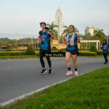 Runner Photo 7672729