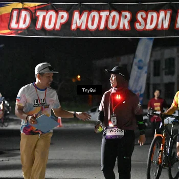 Runner Photo 7672754